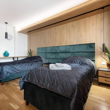 M&M Living In Hannover City Exterior photo